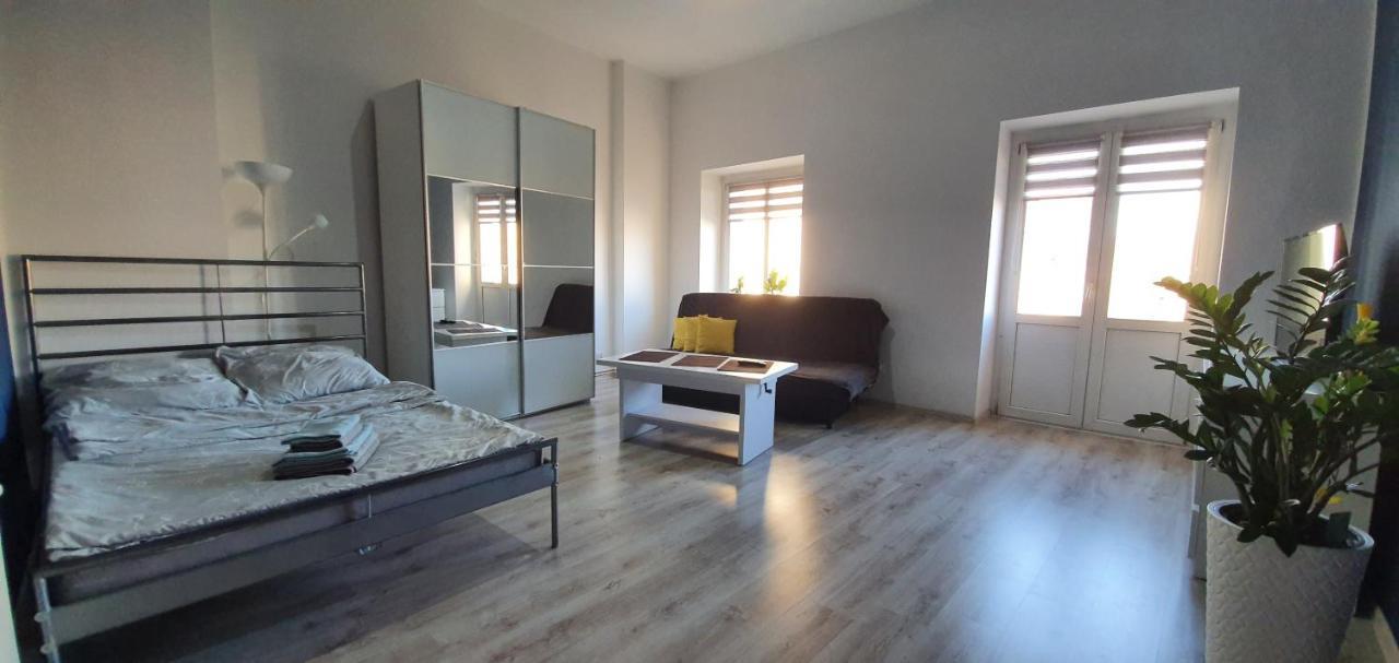 Casa De Drzymala Apartment Swidnica  Ngoại thất bức ảnh